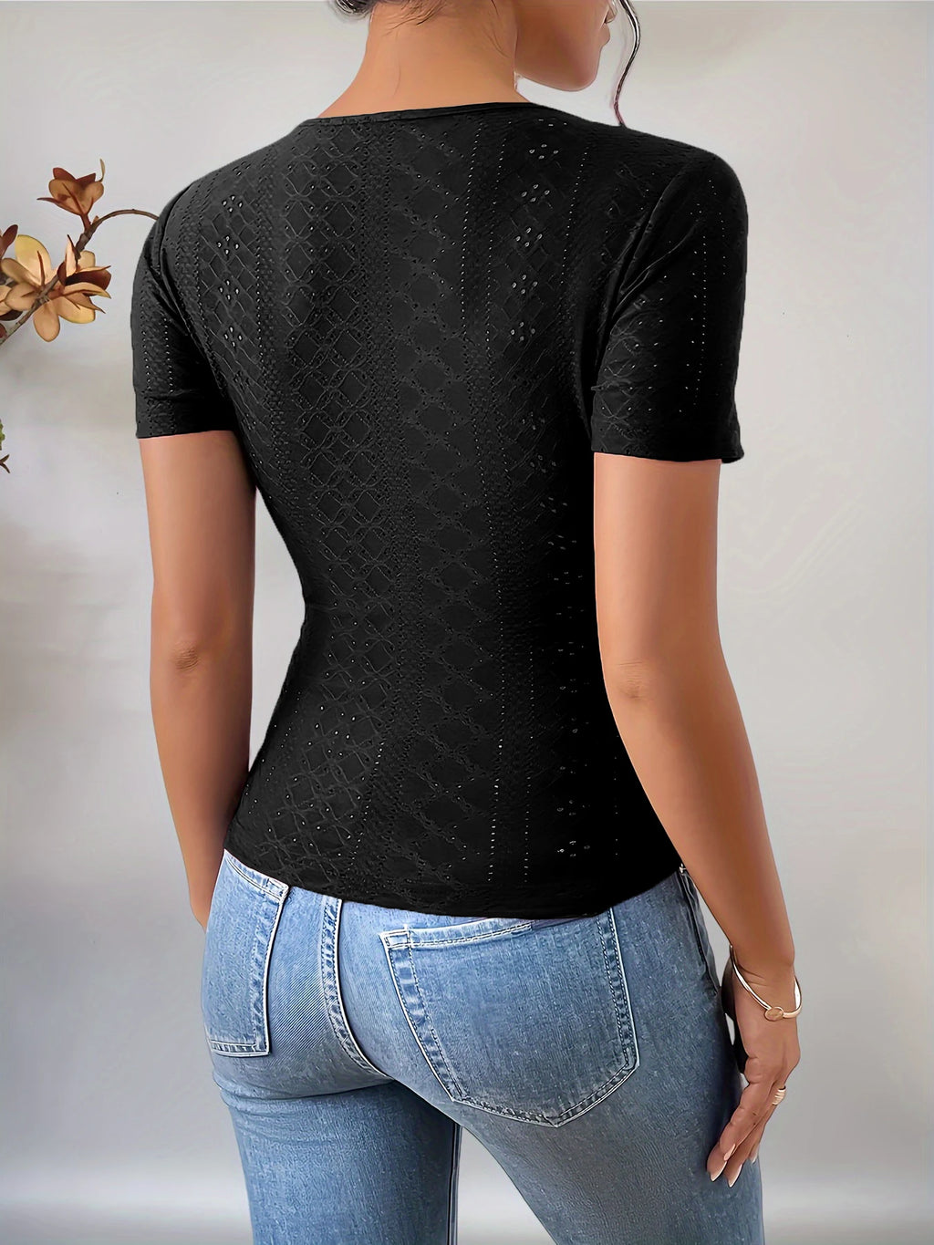 RHÉIN™ Wildnight V-Neck Top